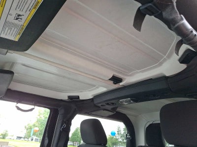 2015 Jeep Wrangler 4WD 2dr Willys Wheeler