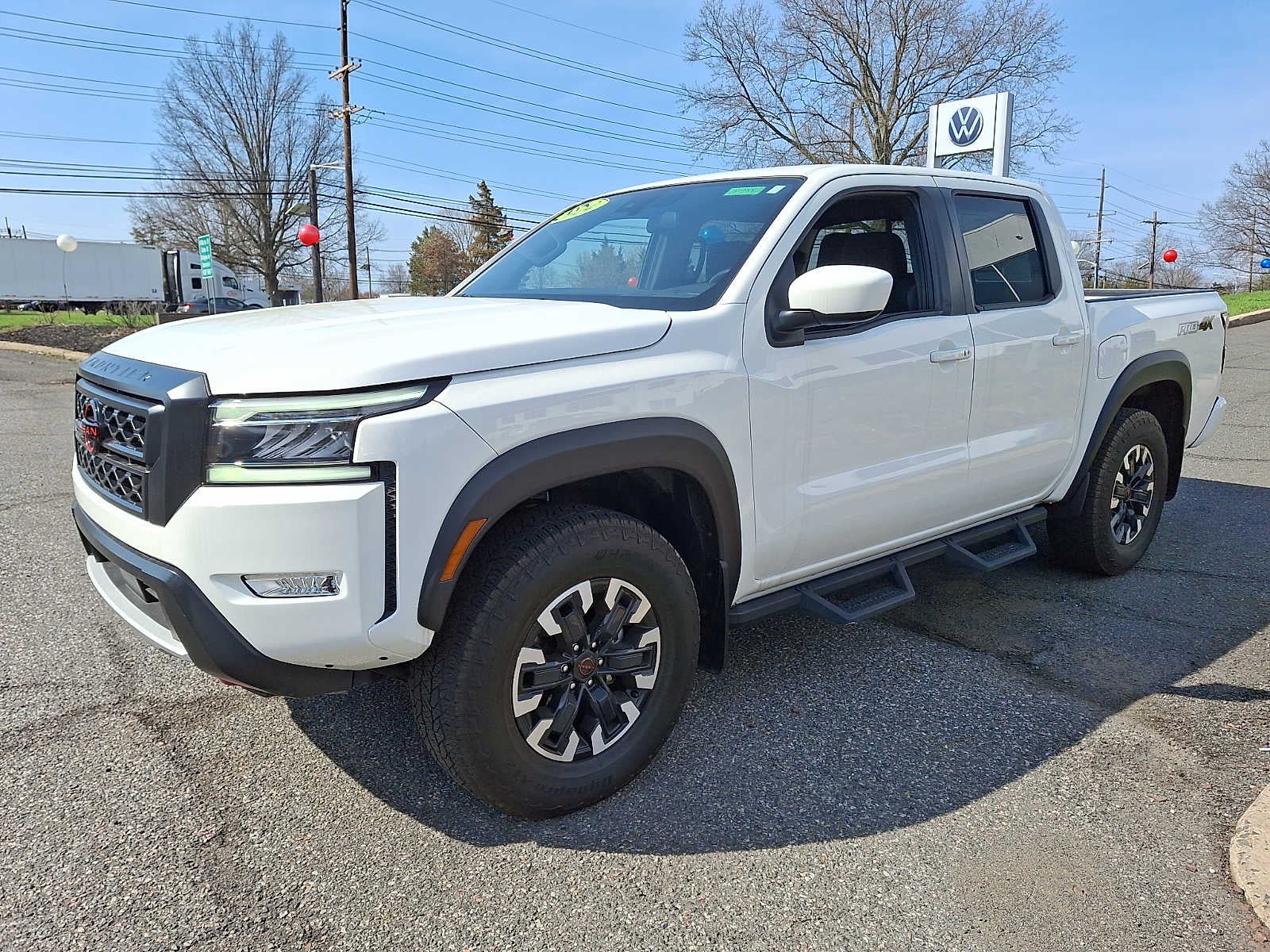 2024 Nissan Frontier Crew Cab 4x4 PRO-4X