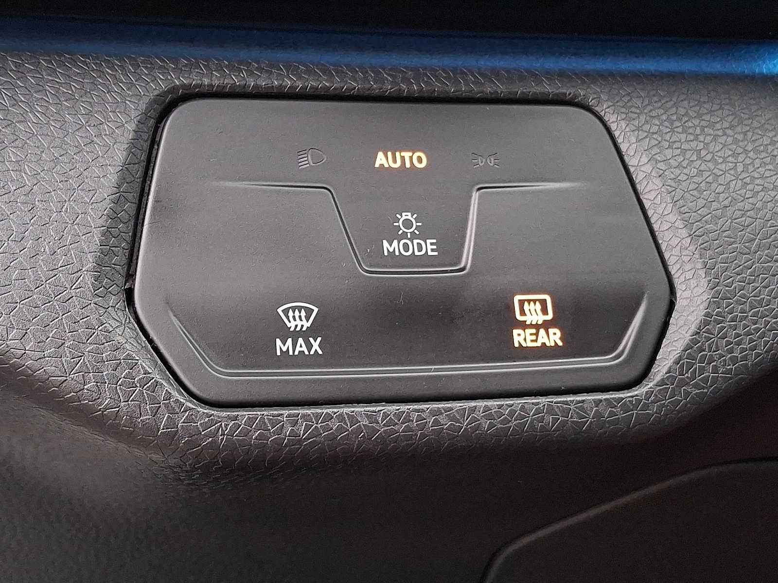 2023 Volkswagen ID.4 Pro RWD w/SK On Battery
