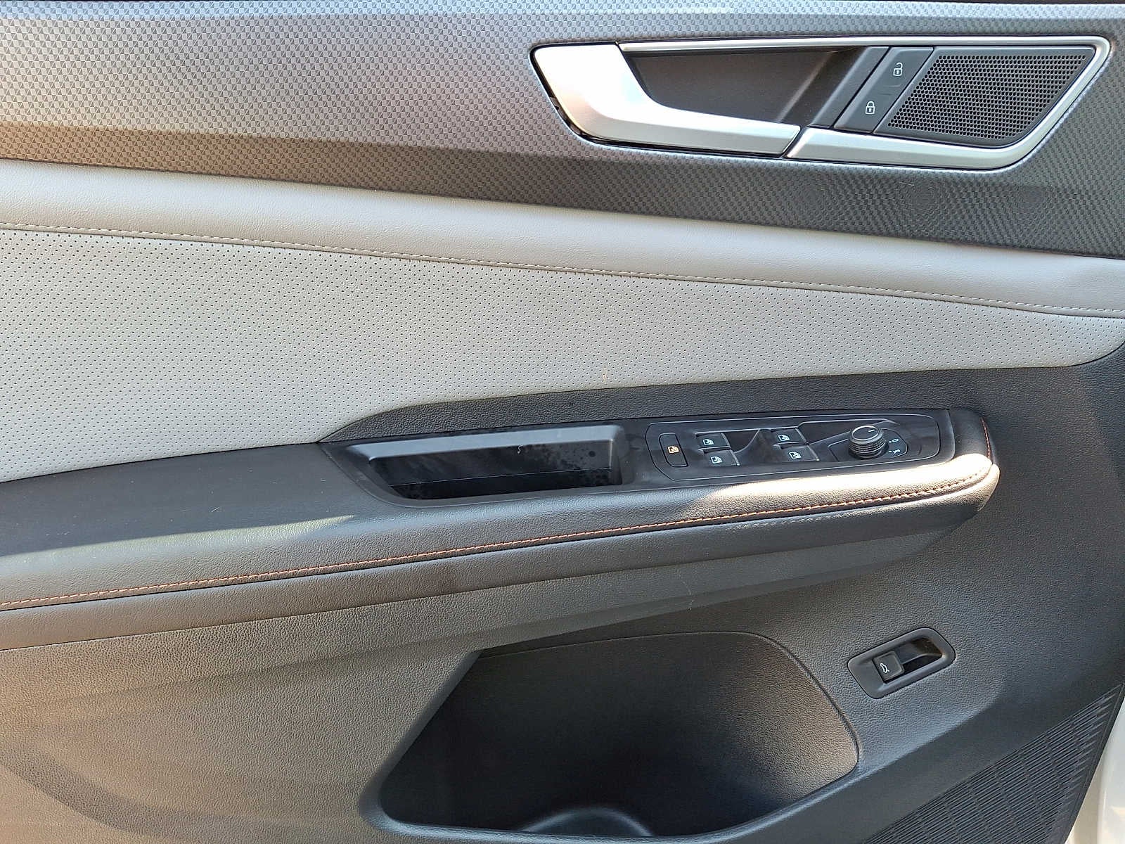 2025 Volkswagen Atlas 2.0T Peak Edition 4MOTION