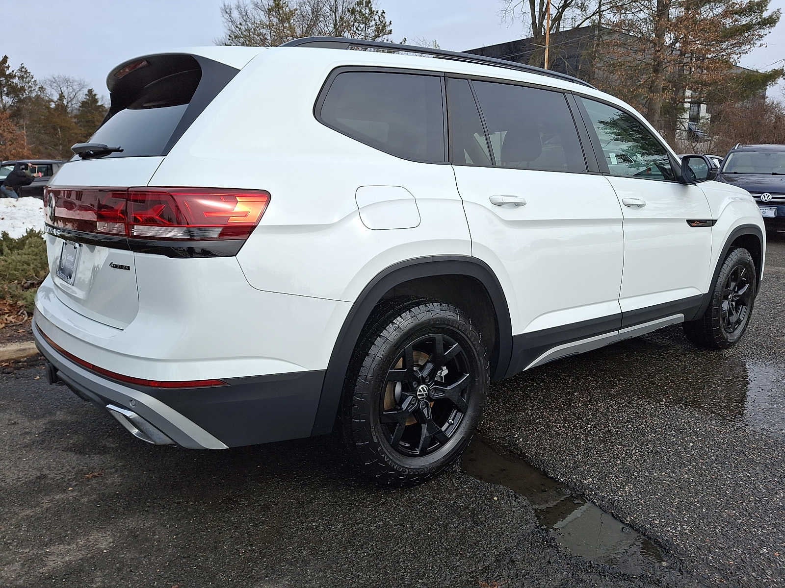 2025 Volkswagen Atlas 2.0T Peak Edition 4MOTION