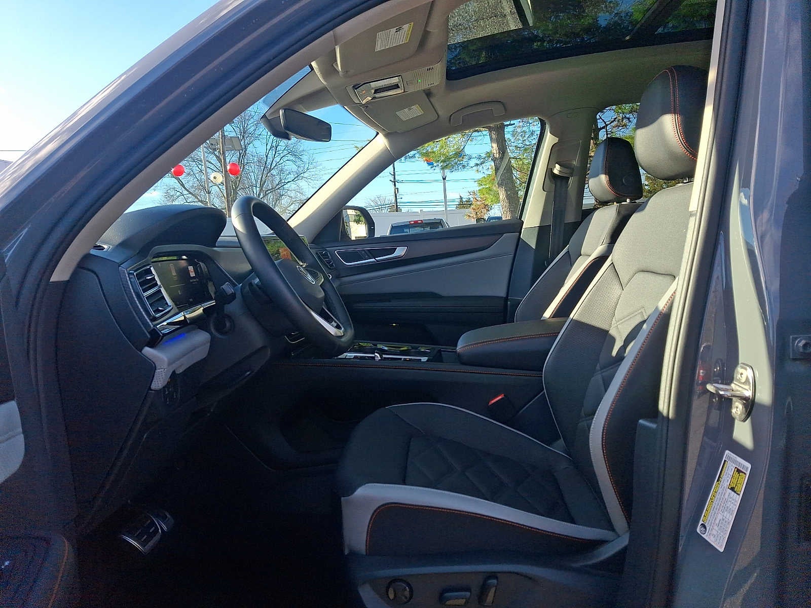 2025 Volkswagen Atlas 2.0T Peak Edition 4MOTION