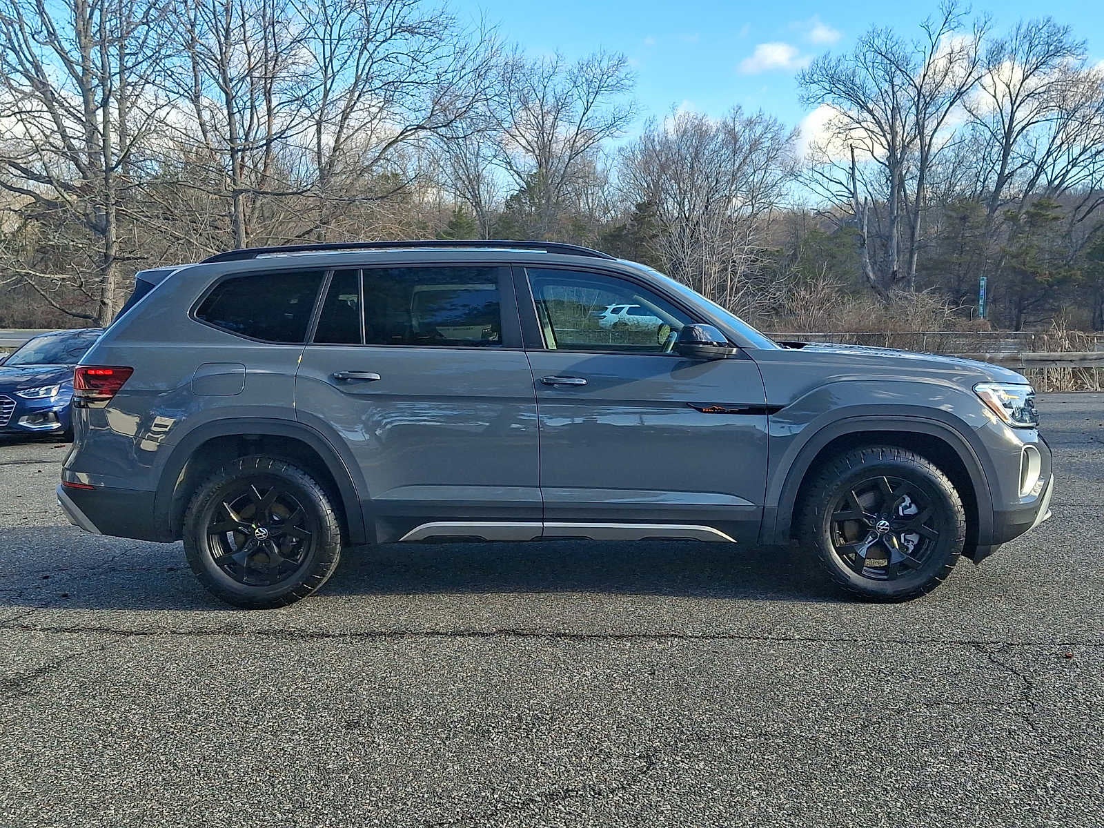 2025 Volkswagen Atlas 2.0T Peak Edition 4MOTION