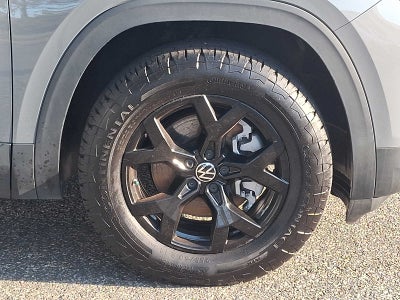 2025 Volkswagen Atlas 2.0T Peak Edition 4MOTION