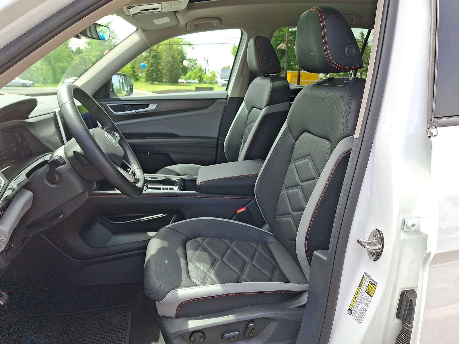 2025 Volkswagen Atlas 2.0T Peak Edition 4MOTION