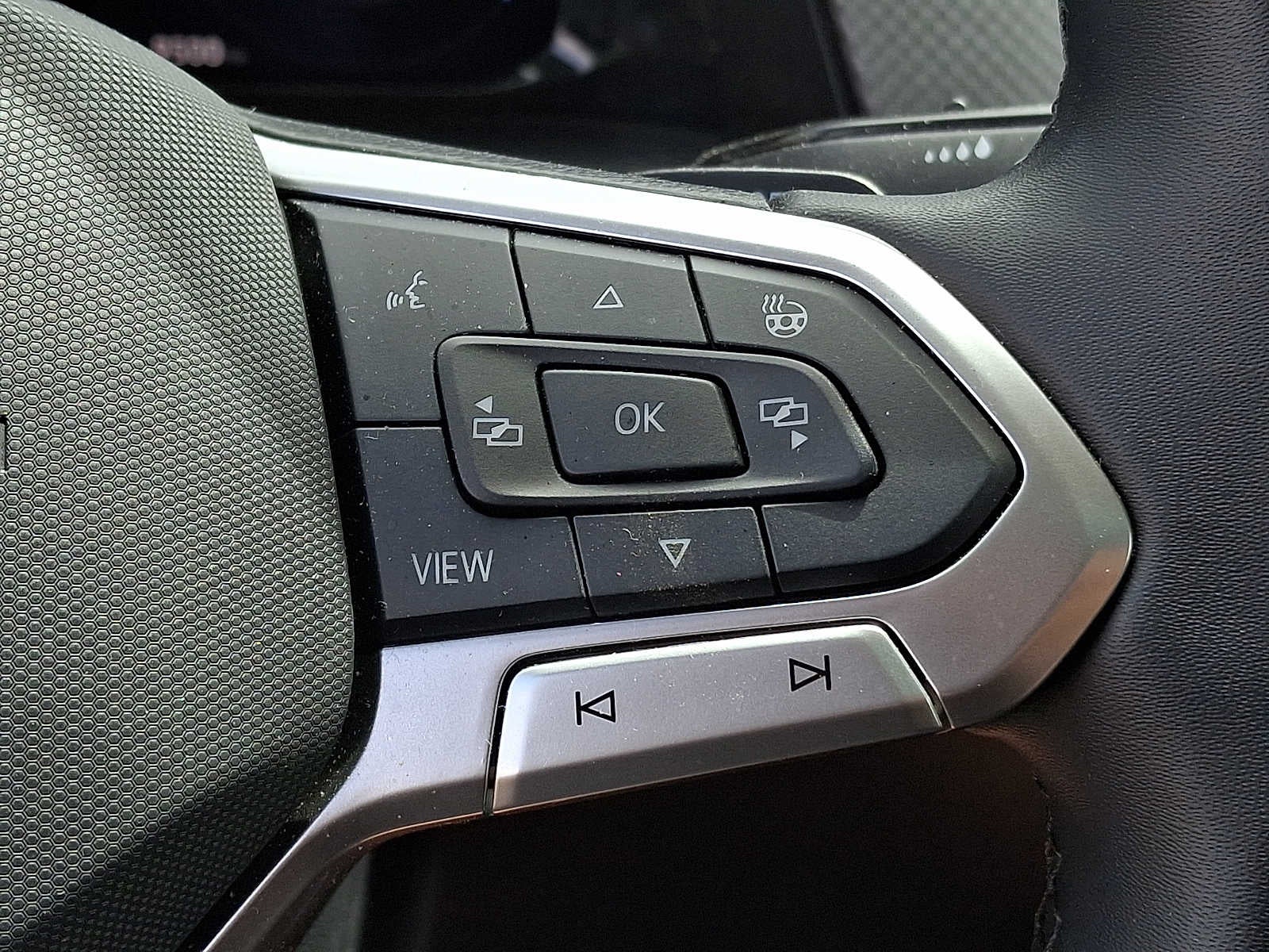 2025 Volkswagen Atlas 2.0T Peak Edition 4MOTION