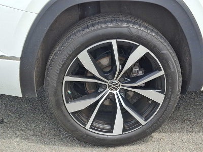 2024 Volkswagen Atlas 2.0T SEL Premium R-Line 4MOTION