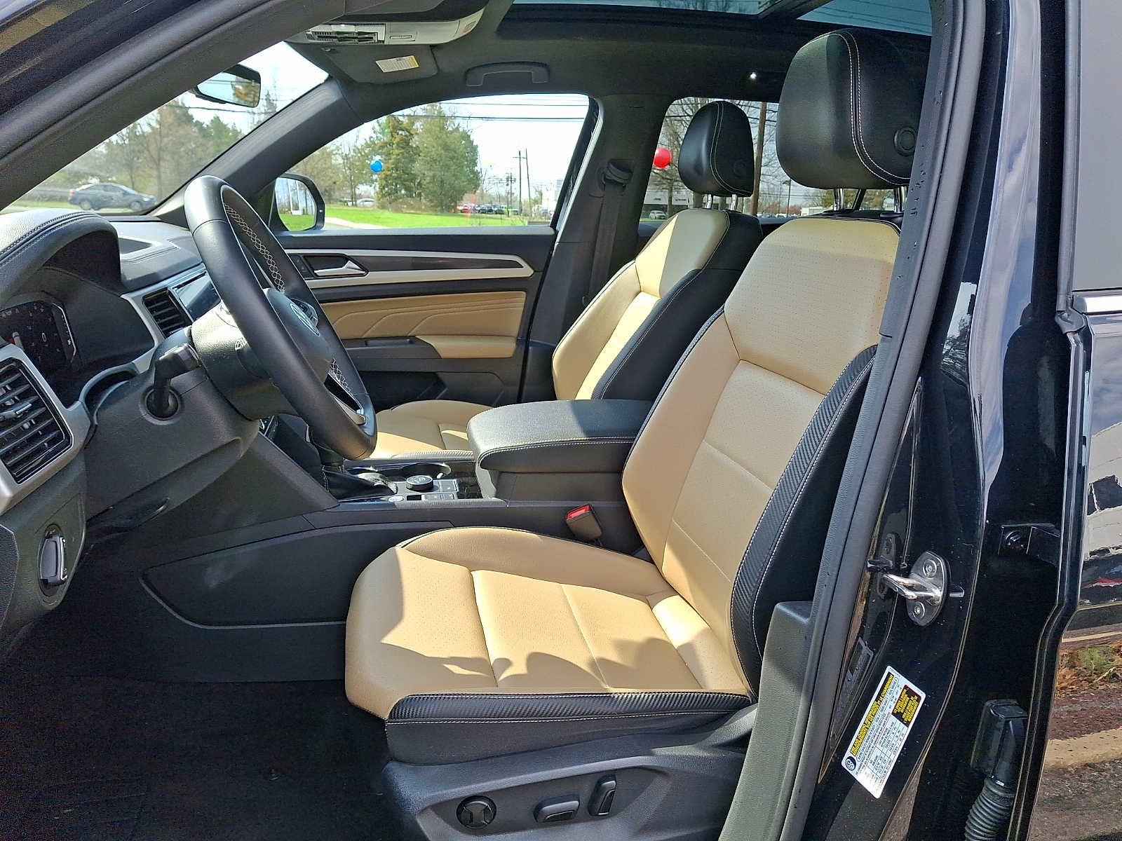 2022 Volkswagen Atlas Cross Sport 3.6L V6 SE w/Technology 4MOTION