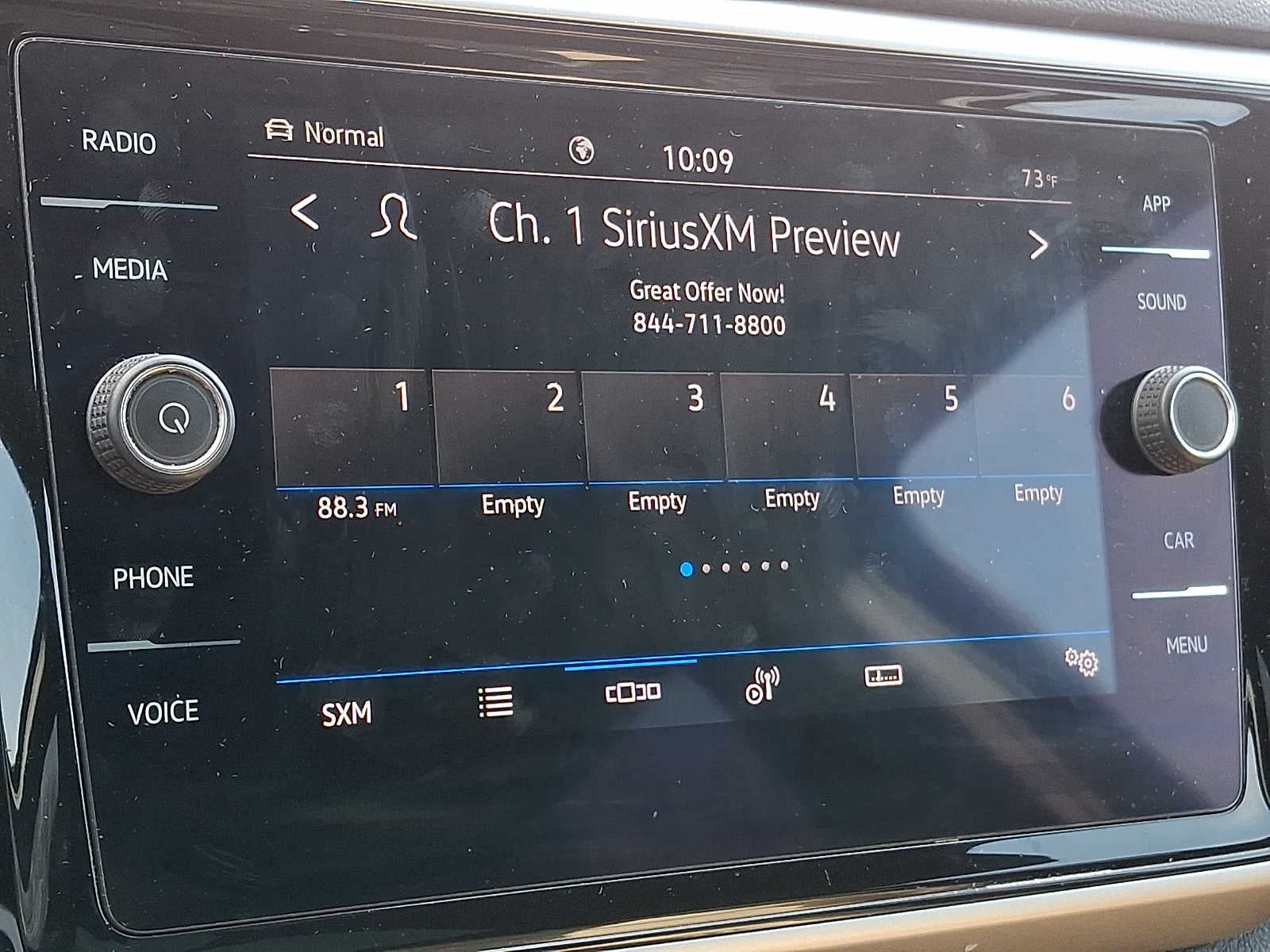 2022 Volkswagen Atlas Cross Sport 3.6L V6 SE w/Technology 4MOTION