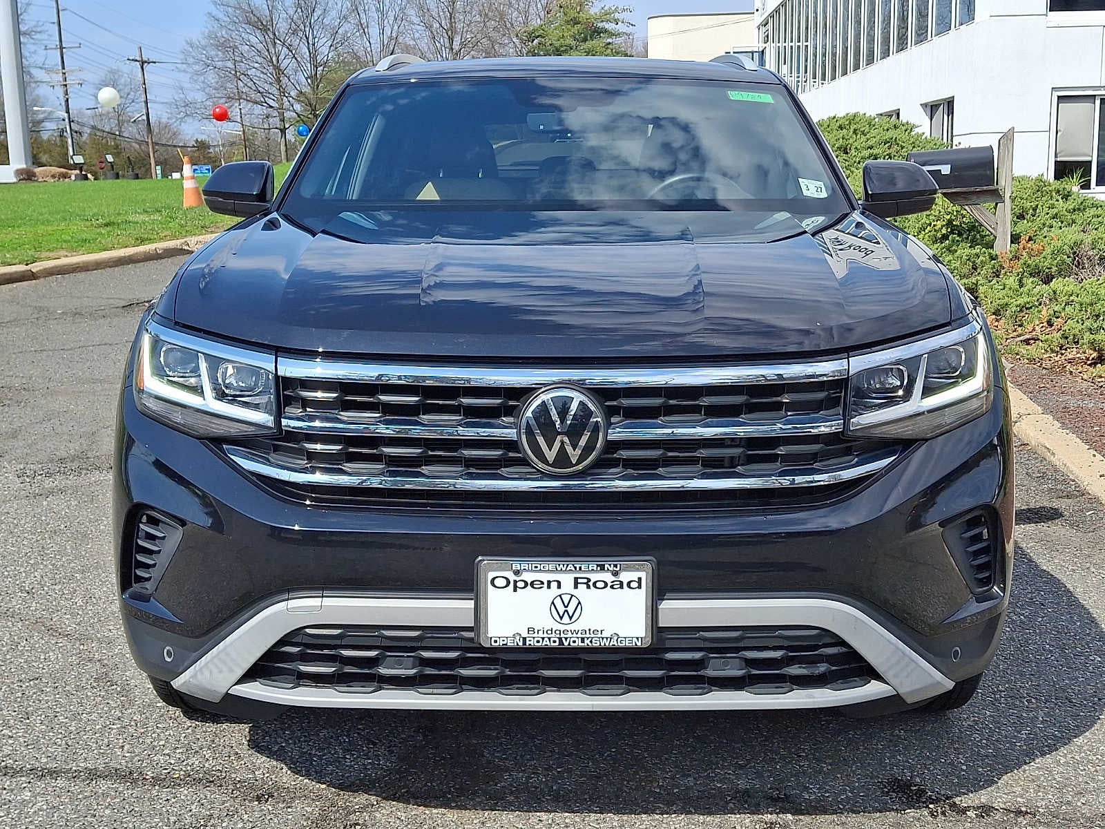 2022 Volkswagen Atlas Cross Sport 3.6L V6 SE w/Technology 4MOTION