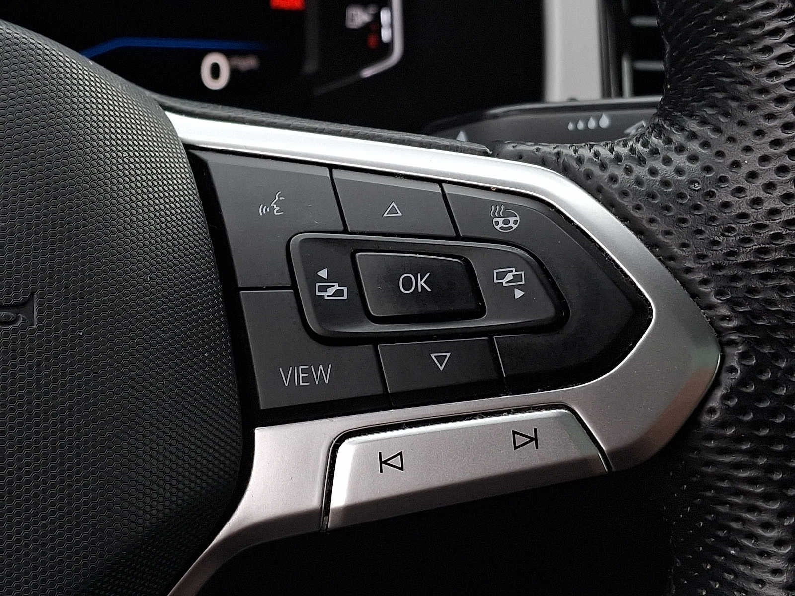2021 Volkswagen Atlas Cross Sport 3.6L V6 SEL R-Line 4MOTION