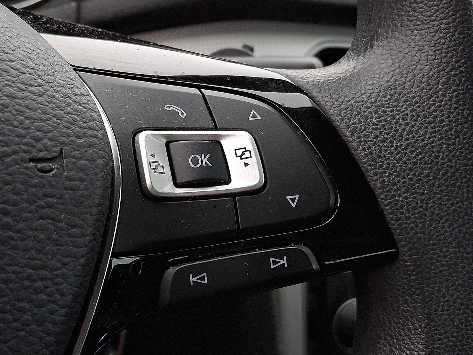 2018 Volkswagen Passat 2.0T S Auto