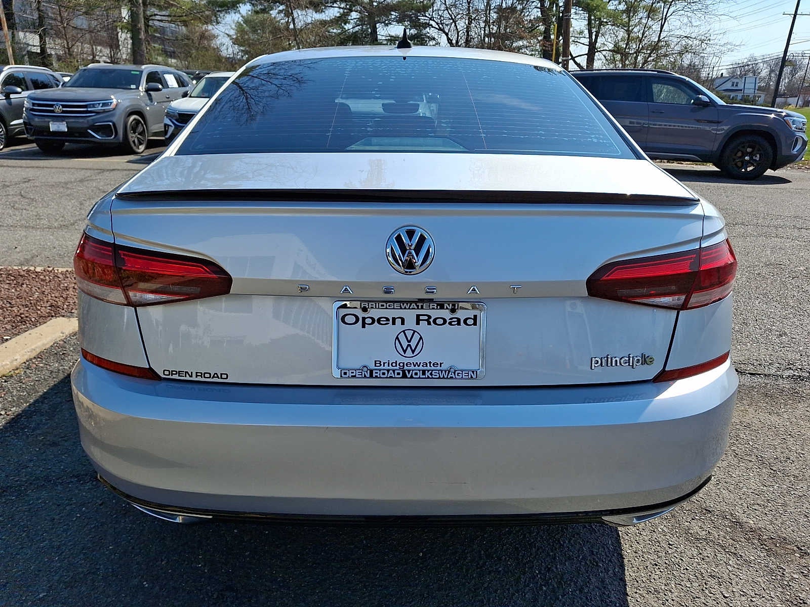 2021 Volkswagen Passat 2.0T R-Line Auto