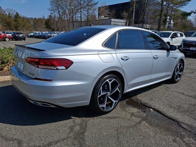 2021 Volkswagen Passat 2.0T R-Line Auto