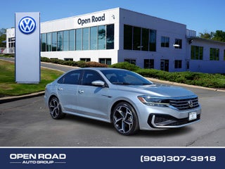 2021 Volkswagen Passat 2.0T R-Line Auto