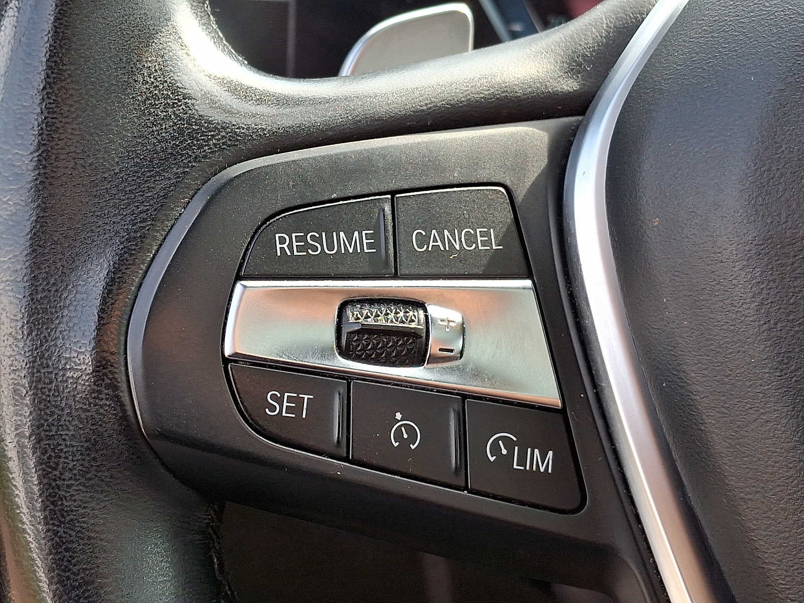 2023 BMW 3 Series 330i xDrive Sedan