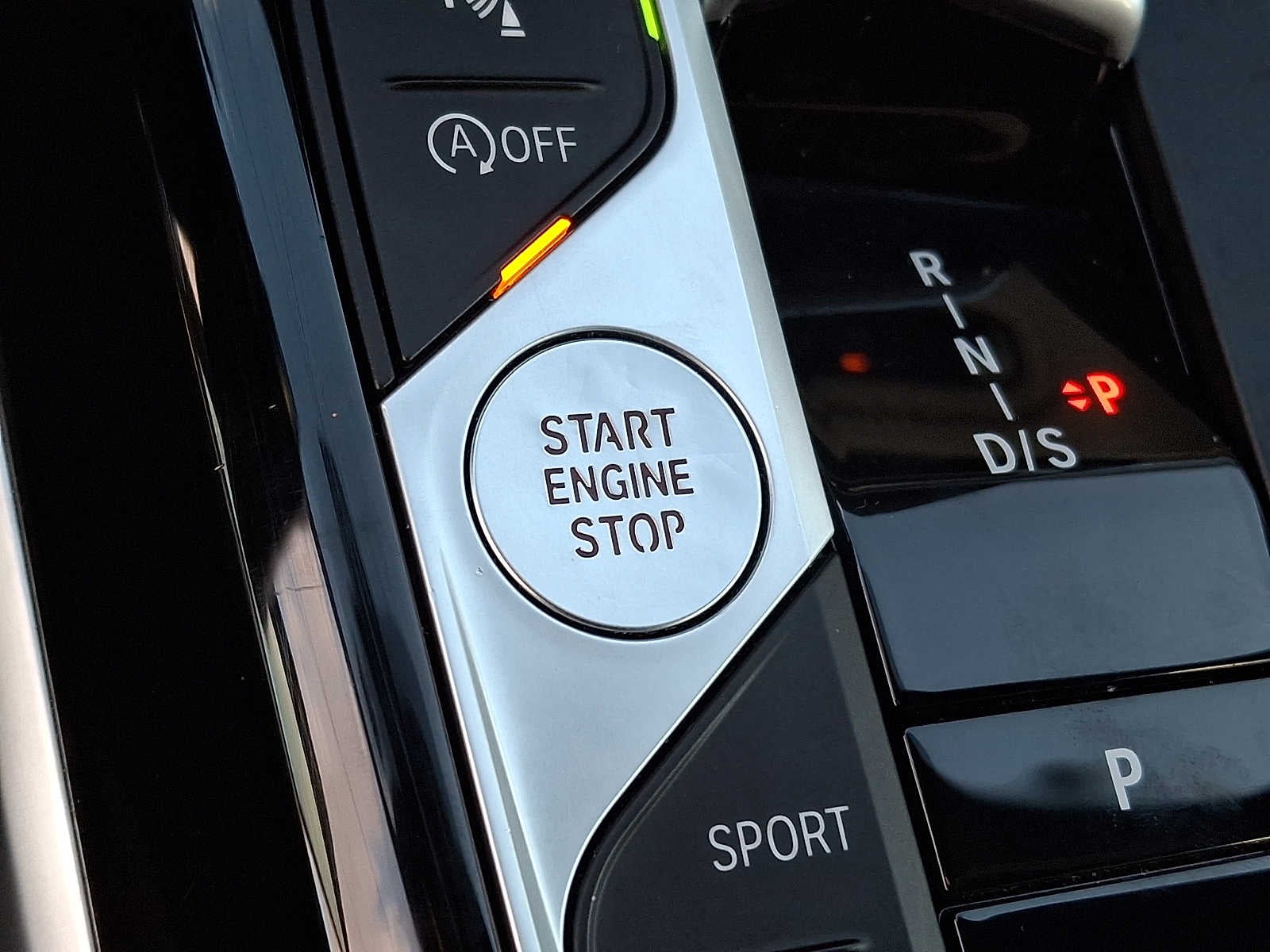 2023 BMW 3 Series 330i xDrive Sedan