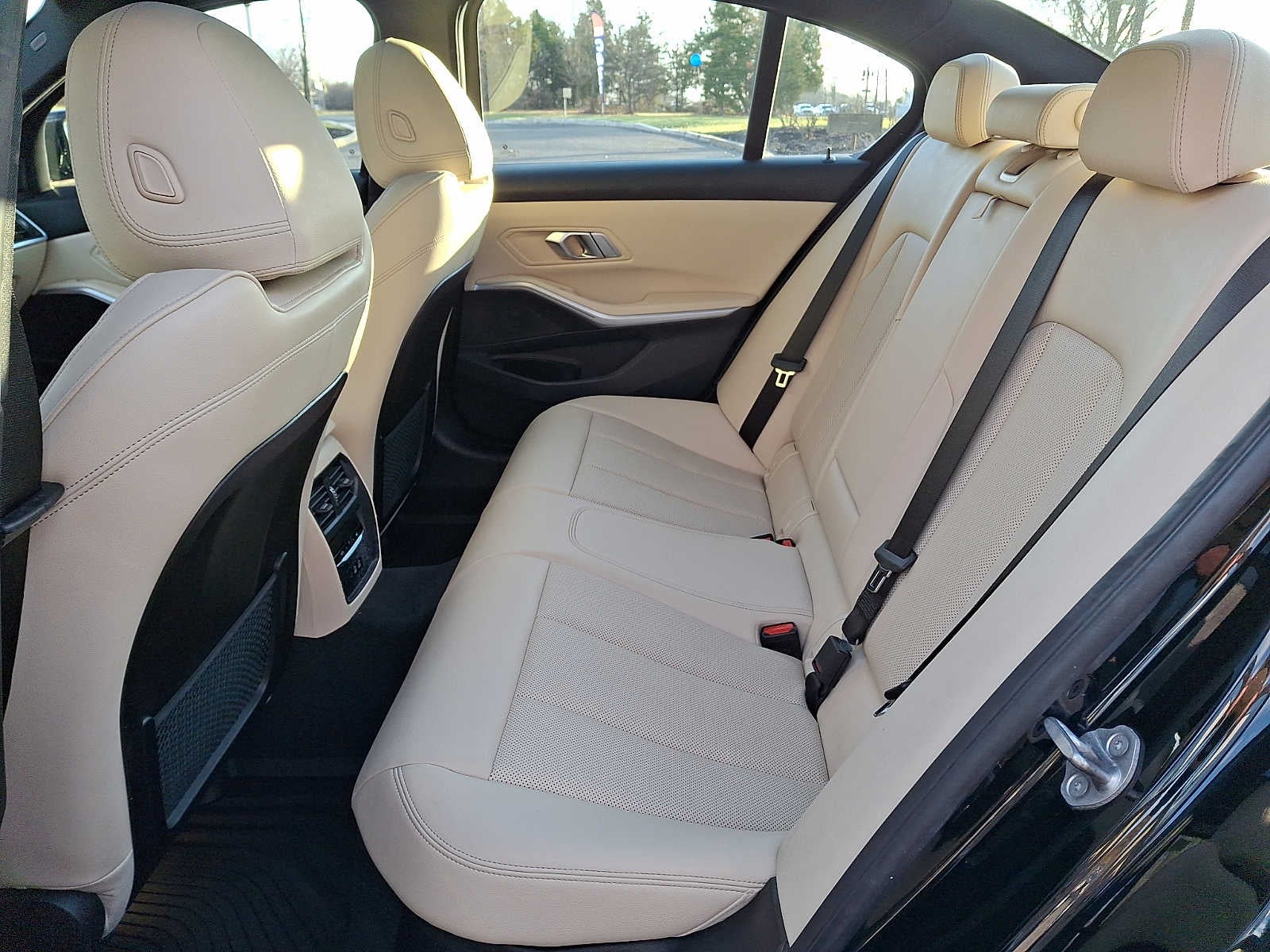 2023 BMW 3 Series 330i xDrive Sedan