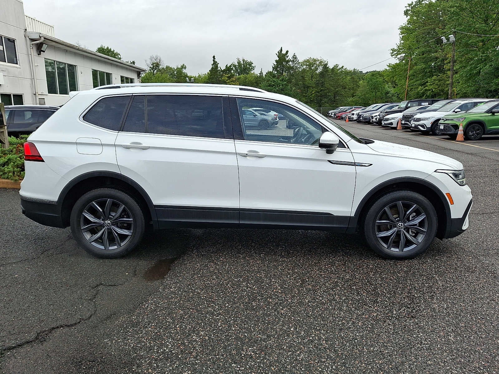 2022 Volkswagen Tiguan 2.0T SE 4MOTION