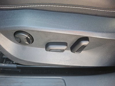 2022 Volkswagen Taos SEL 4MOTION