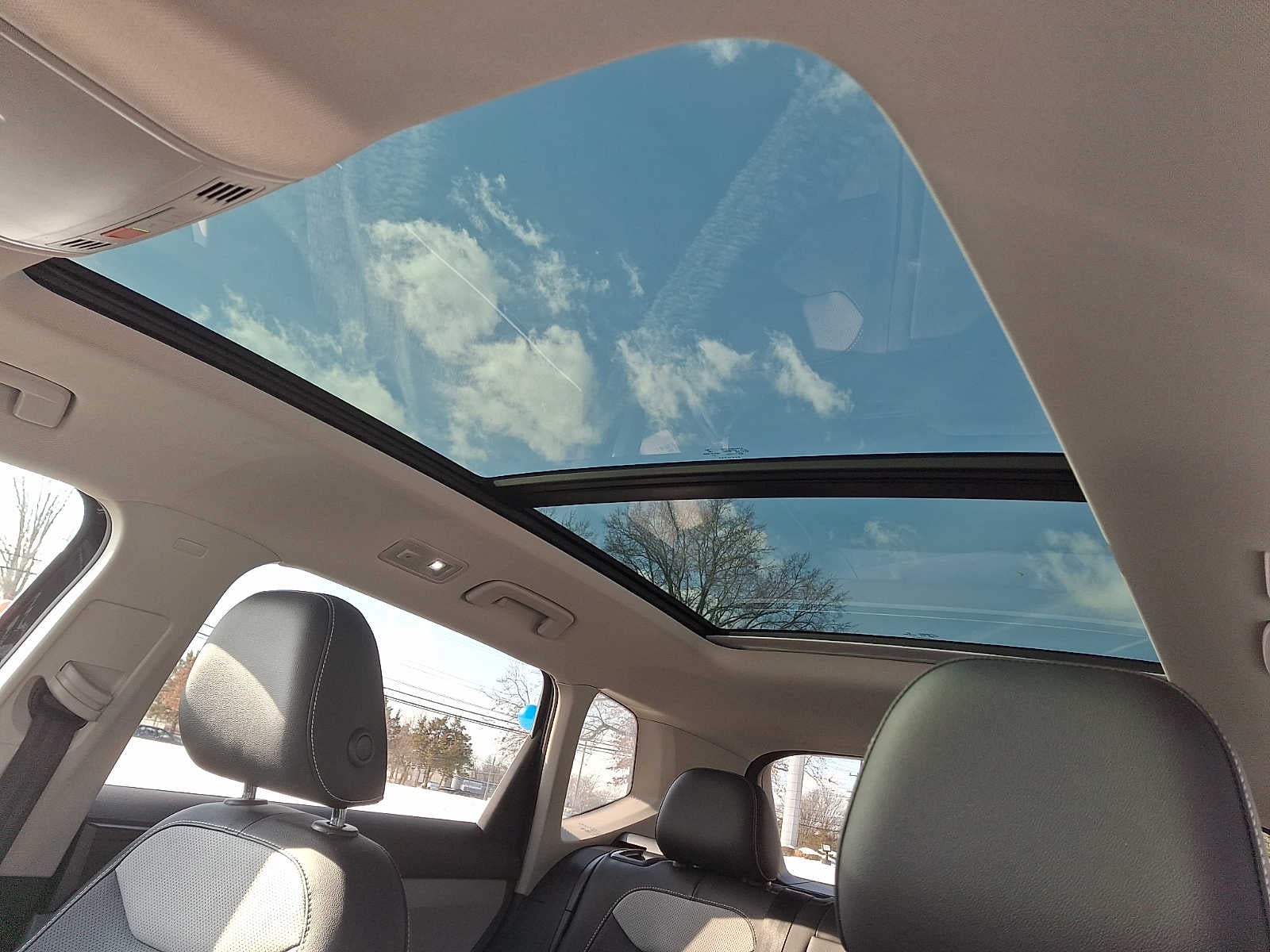 2022 Volkswagen Taos SEL 4MOTION