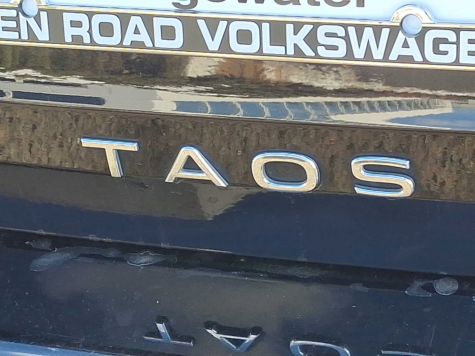 2022 Volkswagen Taos SEL 4MOTION