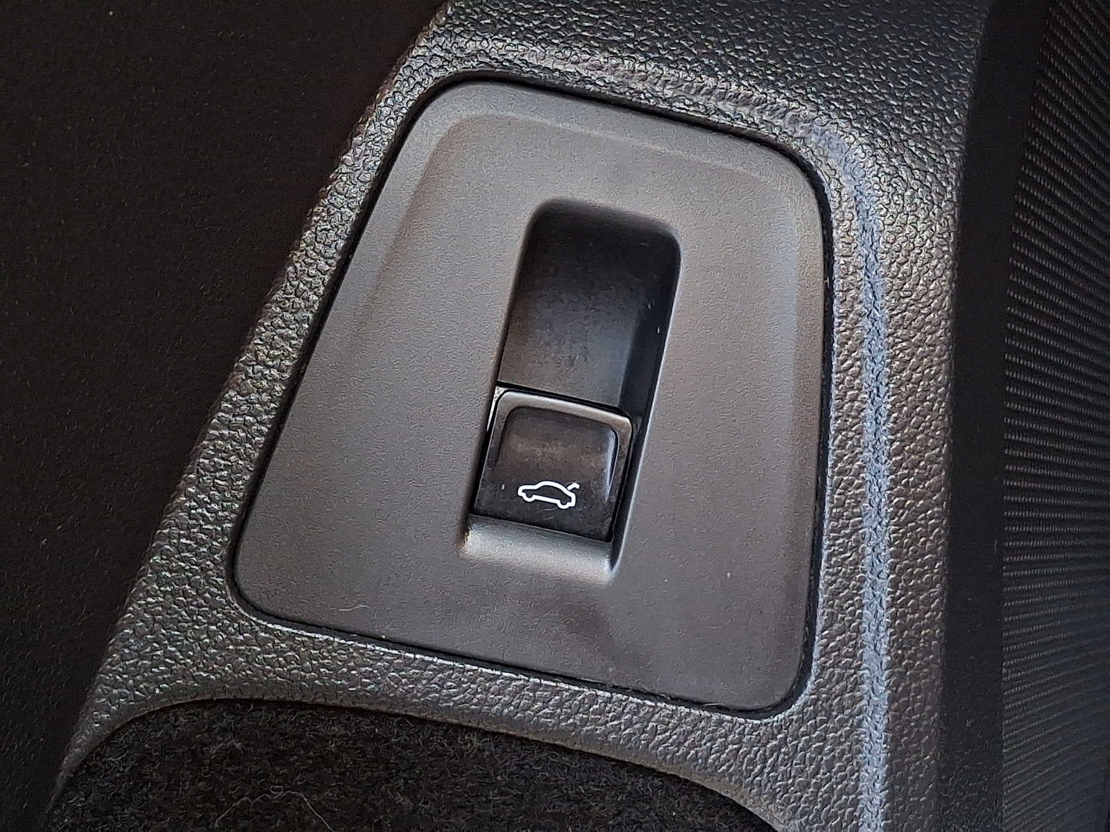 2019 Volkswagen Tiguan 2.0T SEL Premium 4MOTION