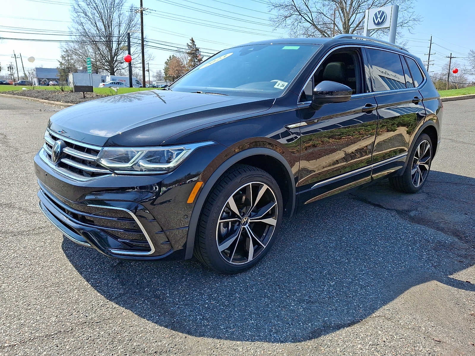 2023 Volkswagen Tiguan 2.0T SEL R-Line 4MOTION