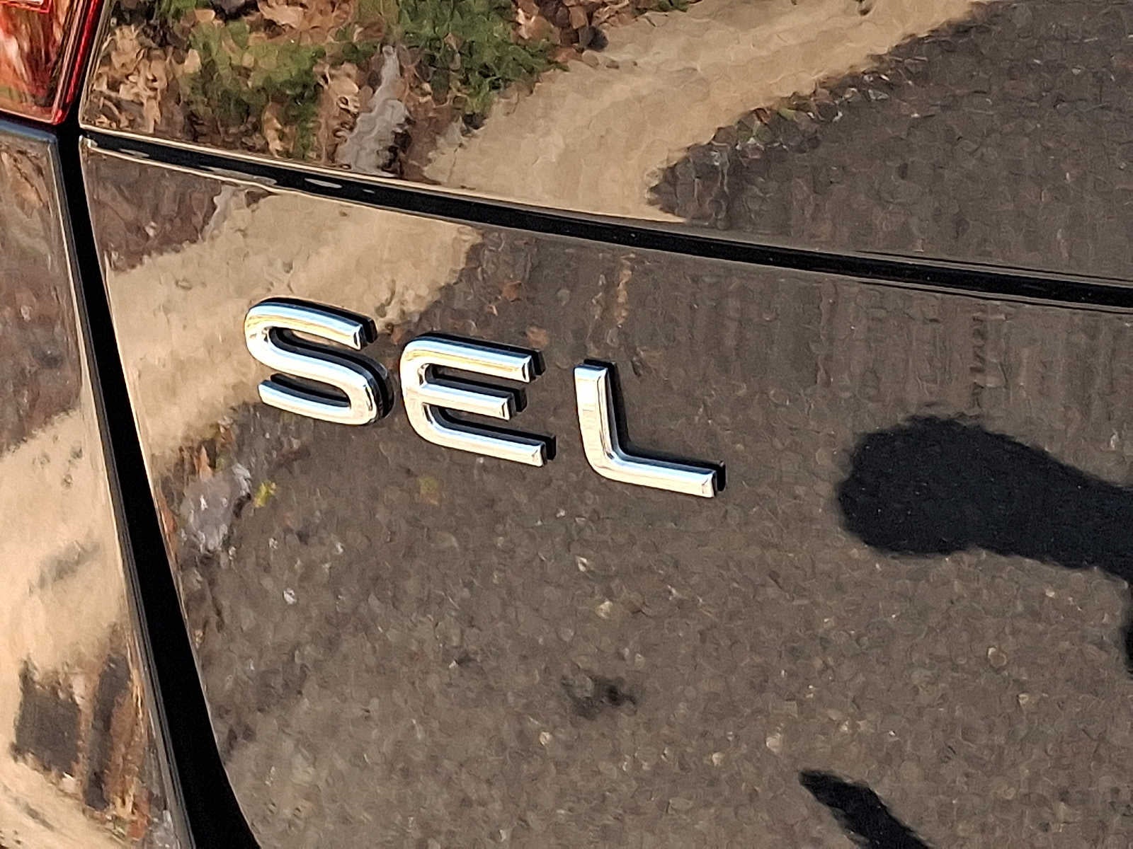 2023 Volkswagen Tiguan 2.0T SEL R-Line 4MOTION