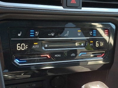 2025 Volkswagen Taos SEL 4MOTION