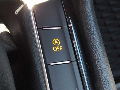 2025 Volkswagen Taos SEL 4MOTION