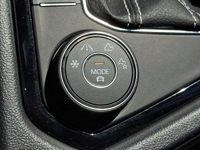 2025 Volkswagen Taos SEL 4MOTION