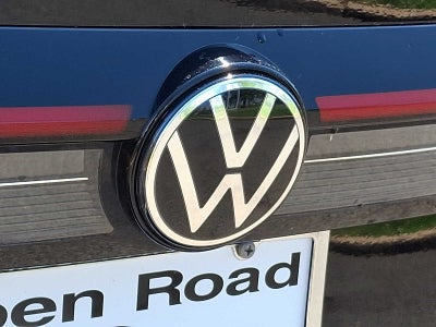 2025 Volkswagen Taos SEL 4MOTION