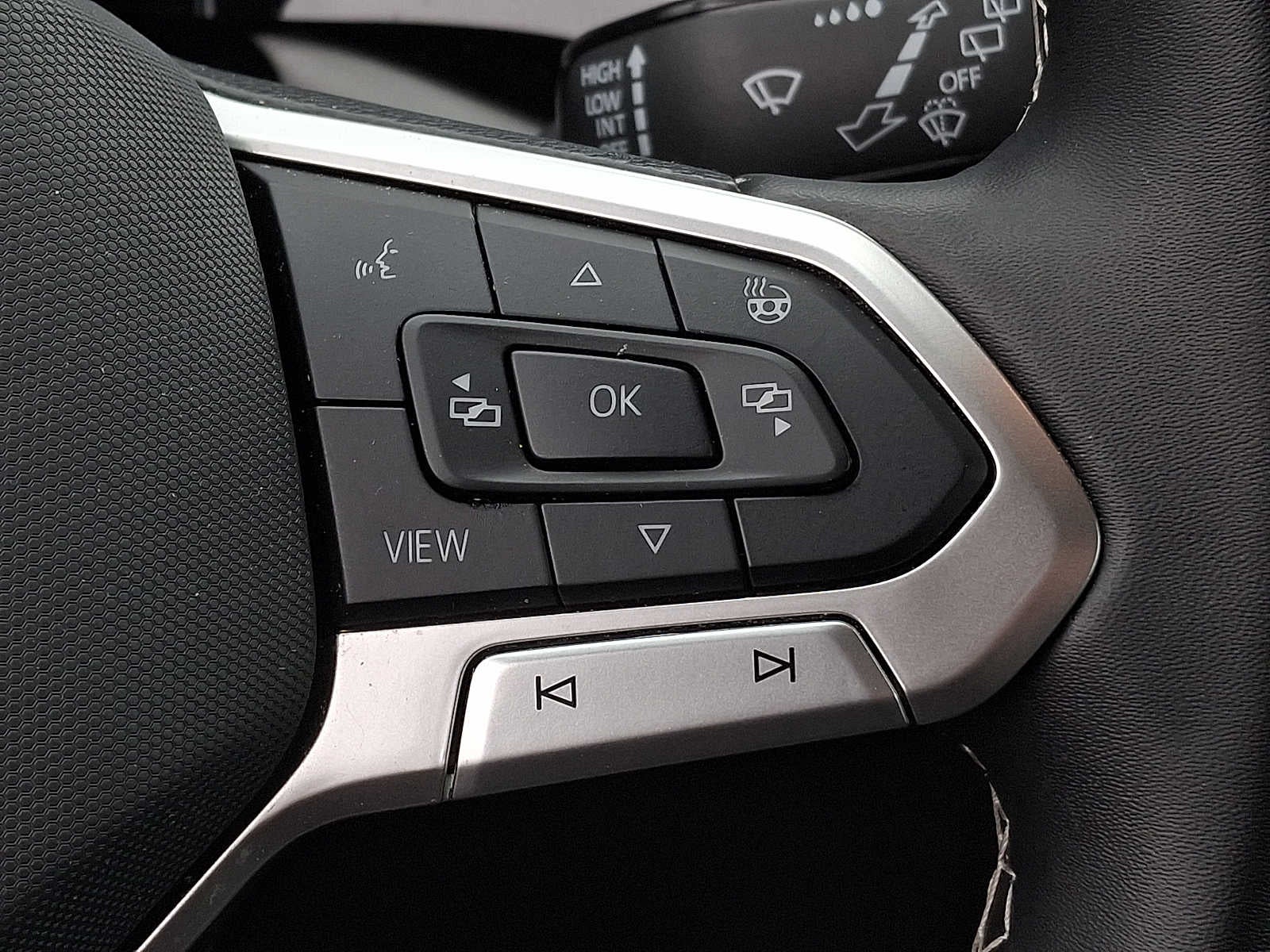 2024 Volkswagen Taos S FWD