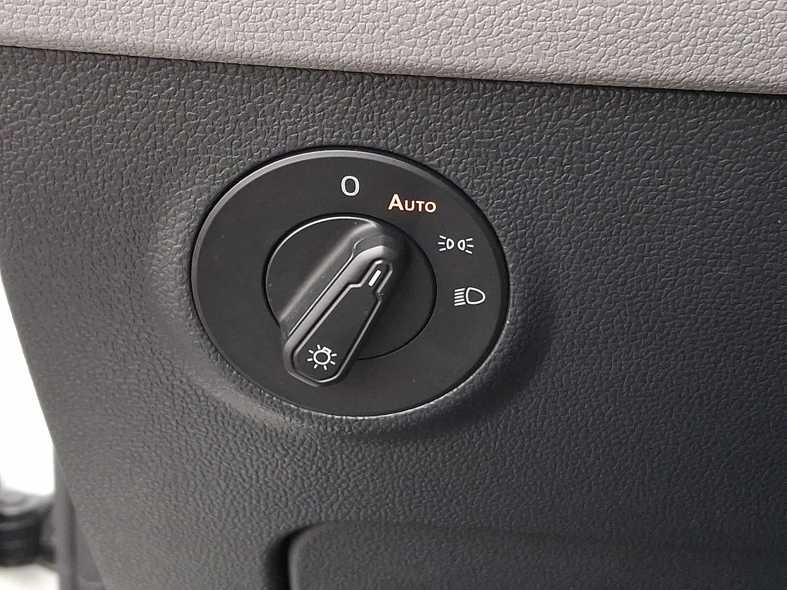 2024 Volkswagen Taos S FWD