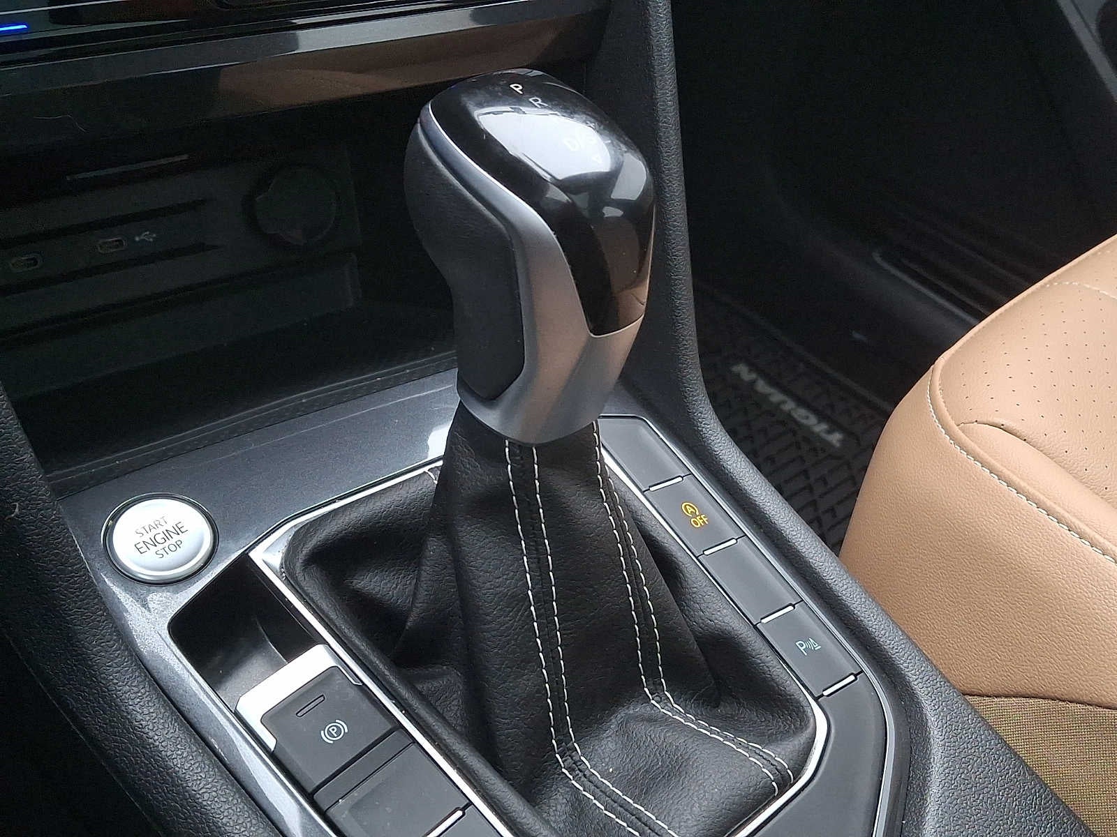 2024 Volkswagen Tiguan 2.0T SE R-Line Black 4MOTION