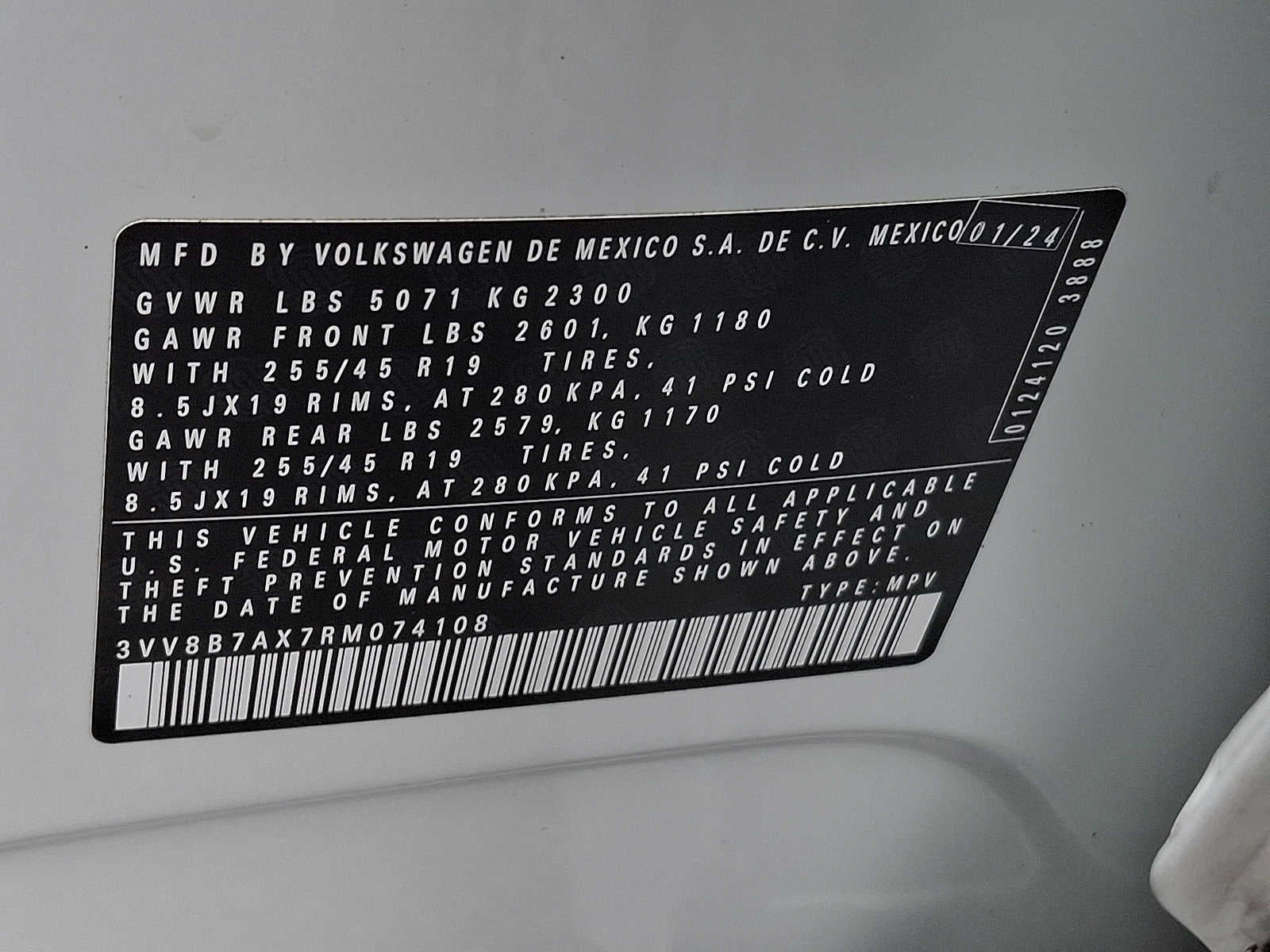 2024 Volkswagen Tiguan 2.0T SE R-Line Black 4MOTION