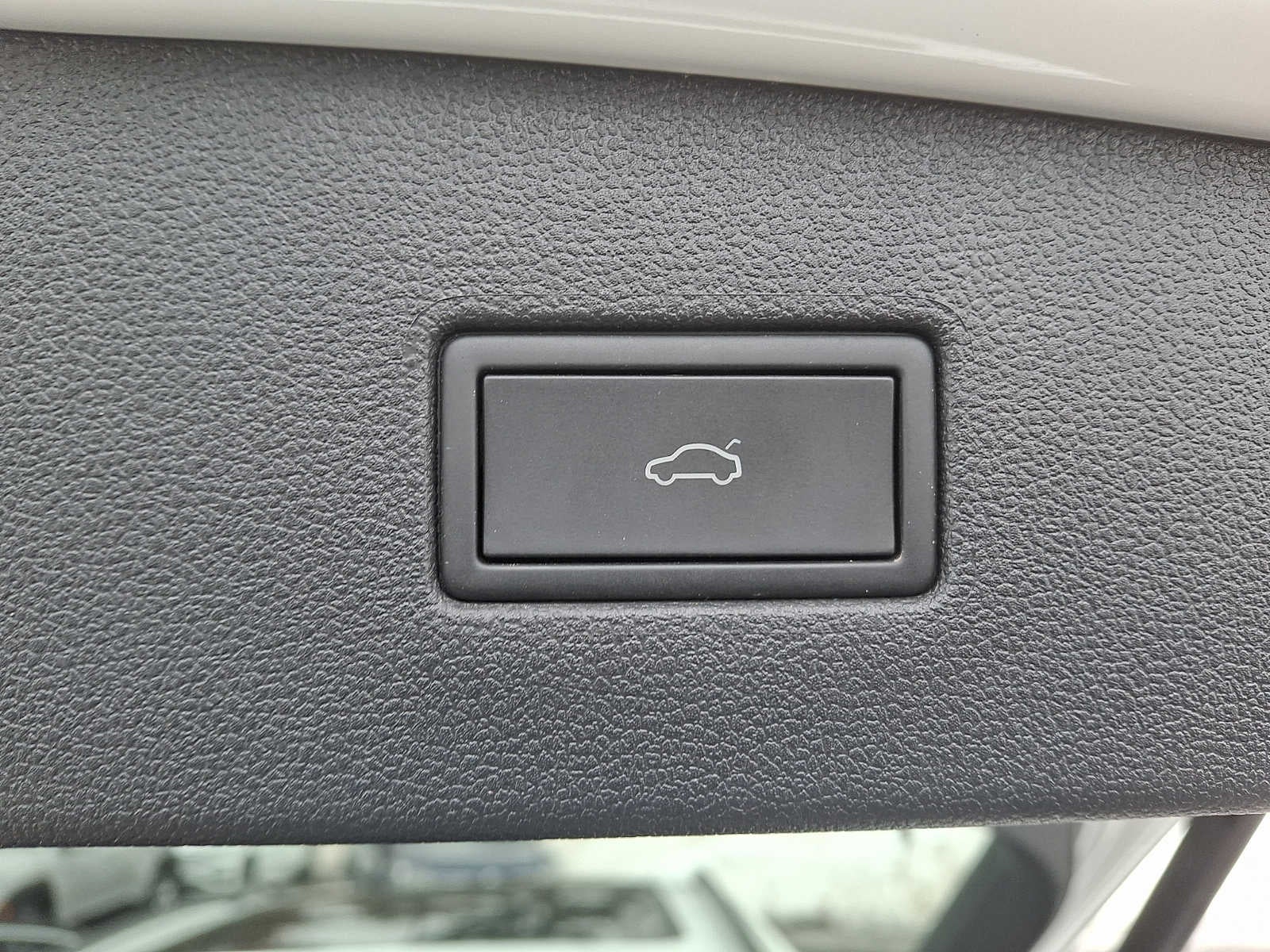 2024 Volkswagen Tiguan 2.0T SE R-Line Black 4MOTION