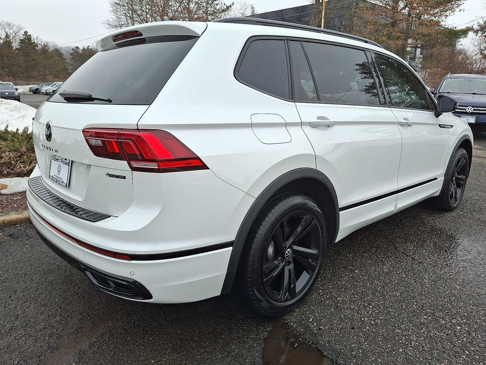 2024 Volkswagen Tiguan 2.0T SE R-Line Black 4MOTION