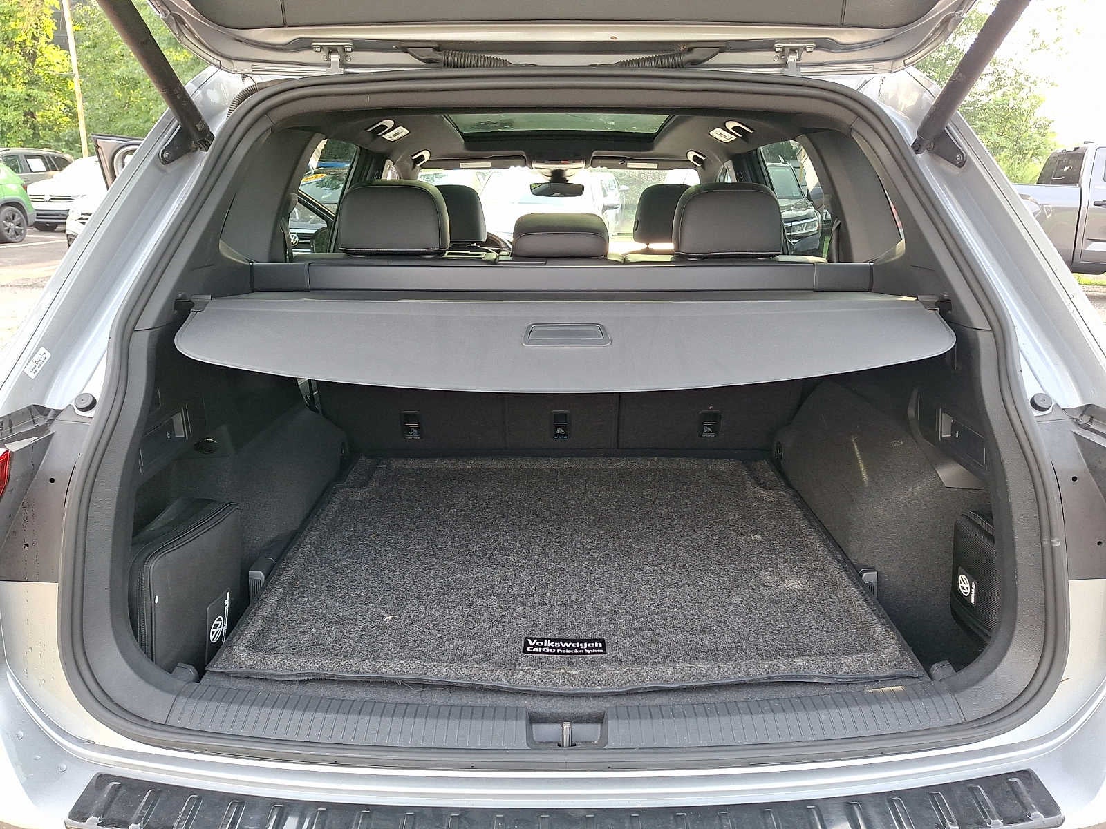 2024 Volkswagen Tiguan 2.0T SE R-Line Black 4MOTION