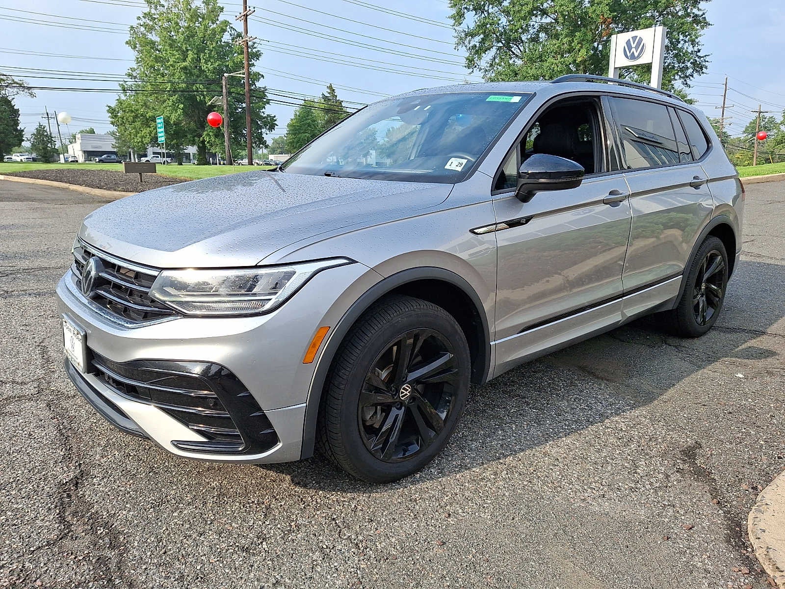 2024 Volkswagen Tiguan 2.0T SE R-Line Black 4MOTION