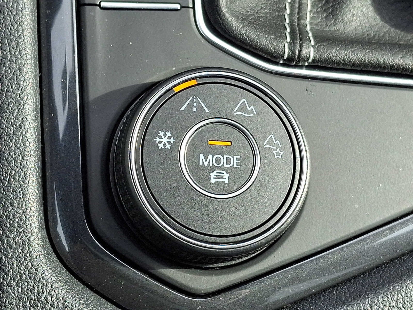 2024 Volkswagen Tiguan 2.0T SE R-Line Black 4MOTION