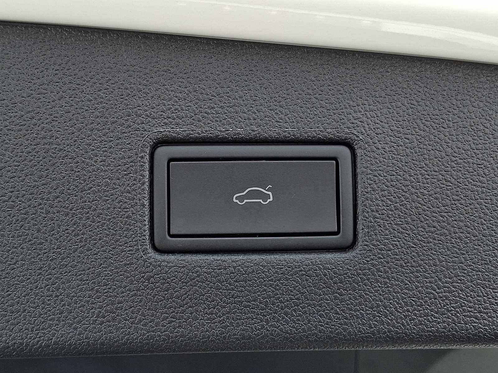 2024 Volkswagen Tiguan 2.0T SE R-Line Black 4MOTION