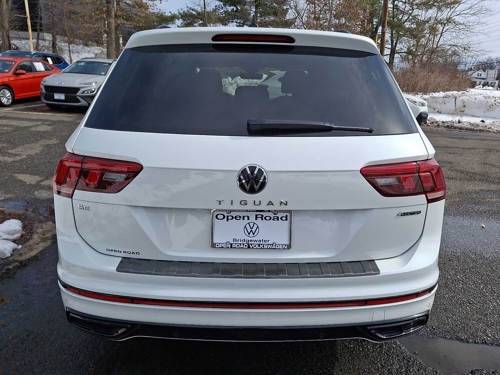 2024 Volkswagen Tiguan 2.0T SE R-Line Black 4MOTION