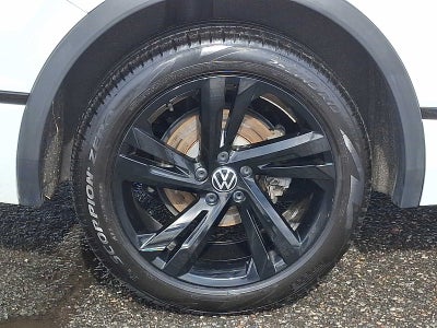 2024 Volkswagen Tiguan 2.0T SE R-Line Black 4MOTION
