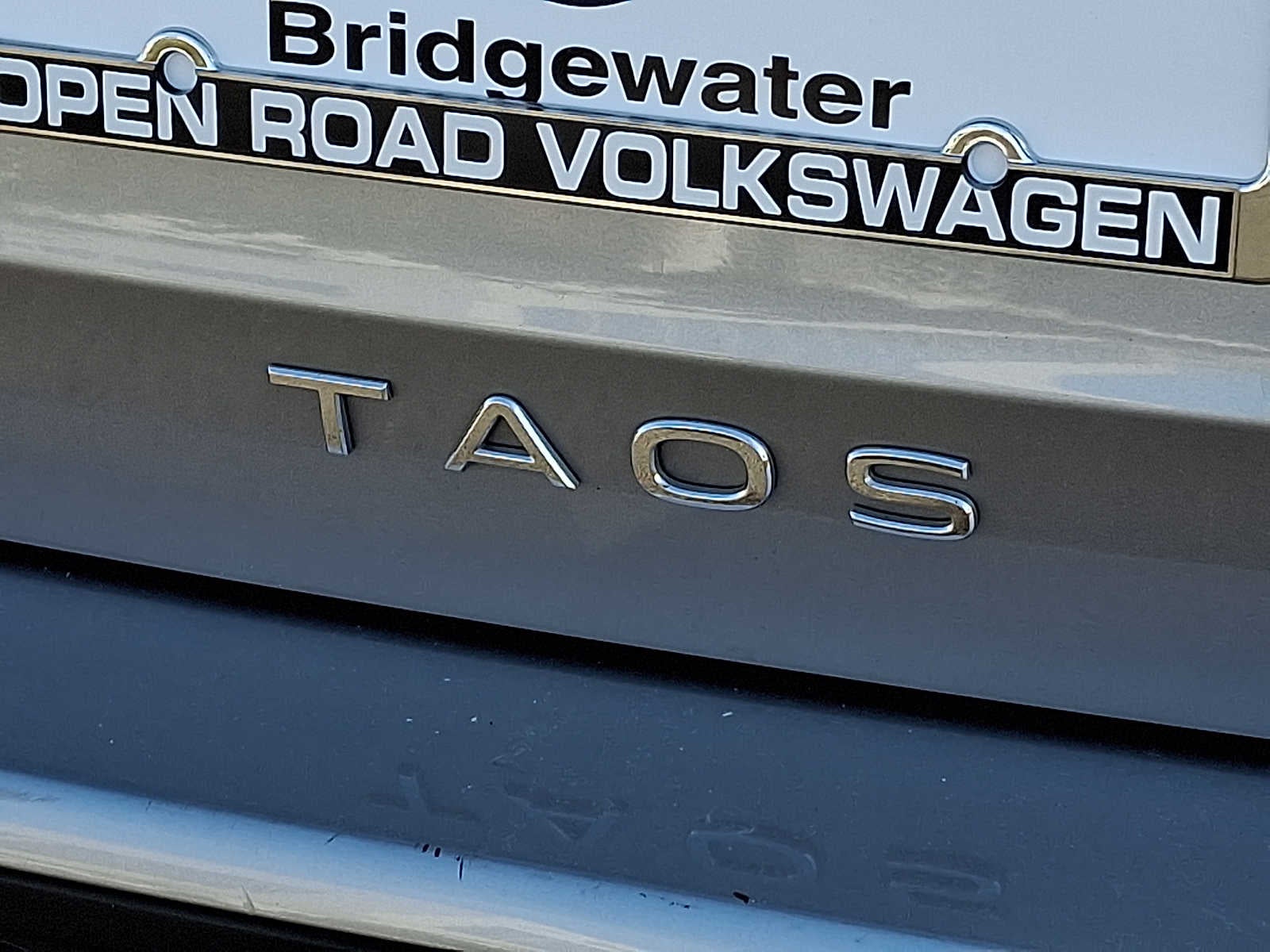 2023 Volkswagen Taos S 4MOTION *Ltd Avail*