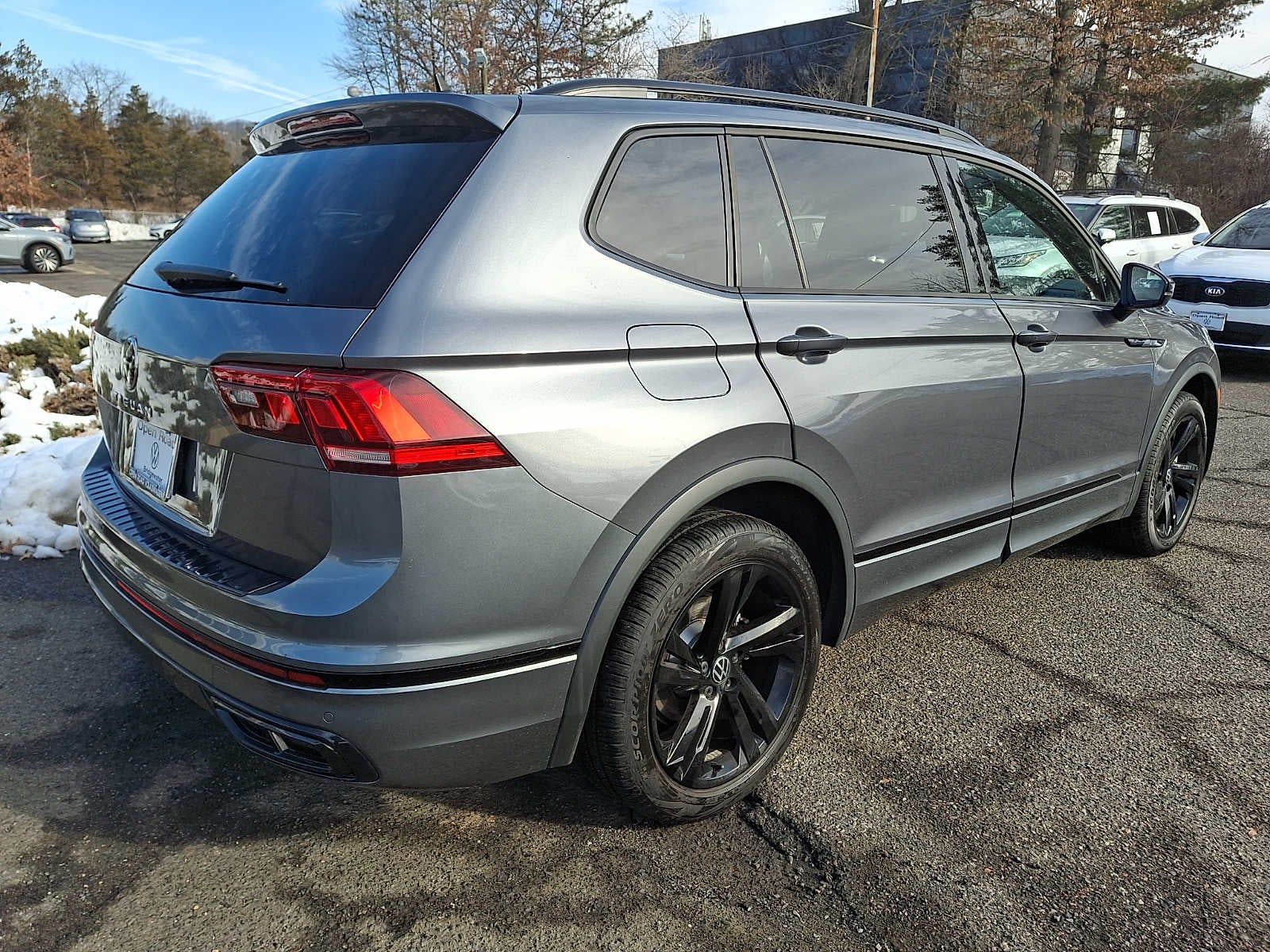 2023 Volkswagen Tiguan 2.0T SE R-Line Black FWD
