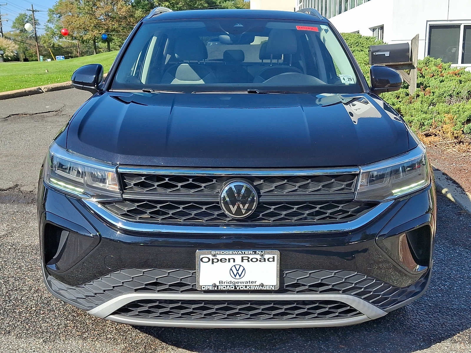 2024 Volkswagen Taos SE FWD