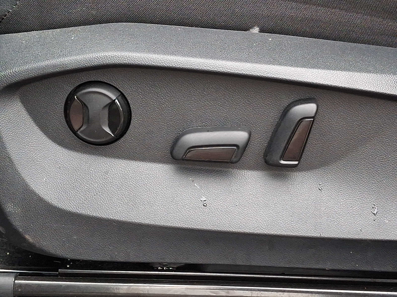 2023 Volkswagen Tiguan 2.0T SE 4MOTION