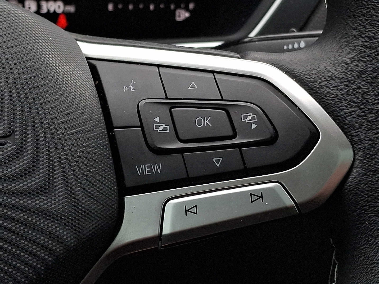 2023 Volkswagen Tiguan 2.0T SE 4MOTION